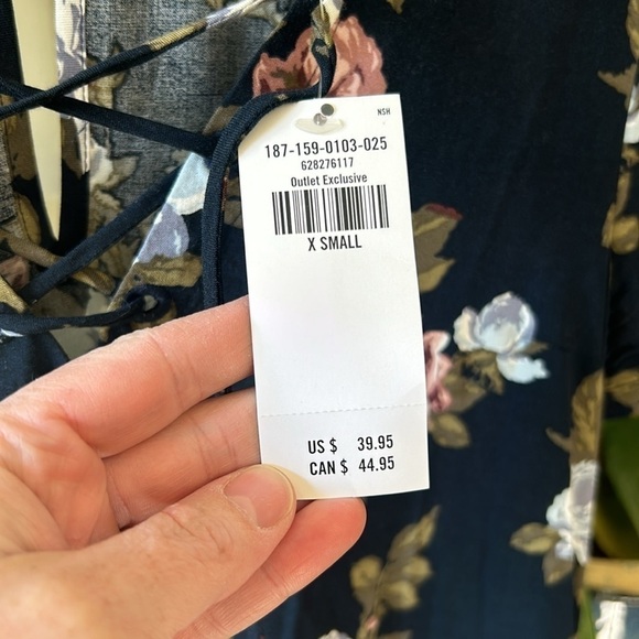 NWT Abercrombie & Fitch Navy Blue Floral Mini Dress Tie Neck Keyhole Back XS - Picture 4 of 11